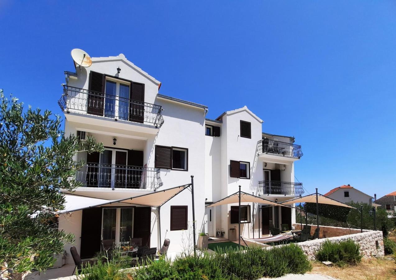 Apartments Pitve Jelsa  Dış mekan fotoğraf