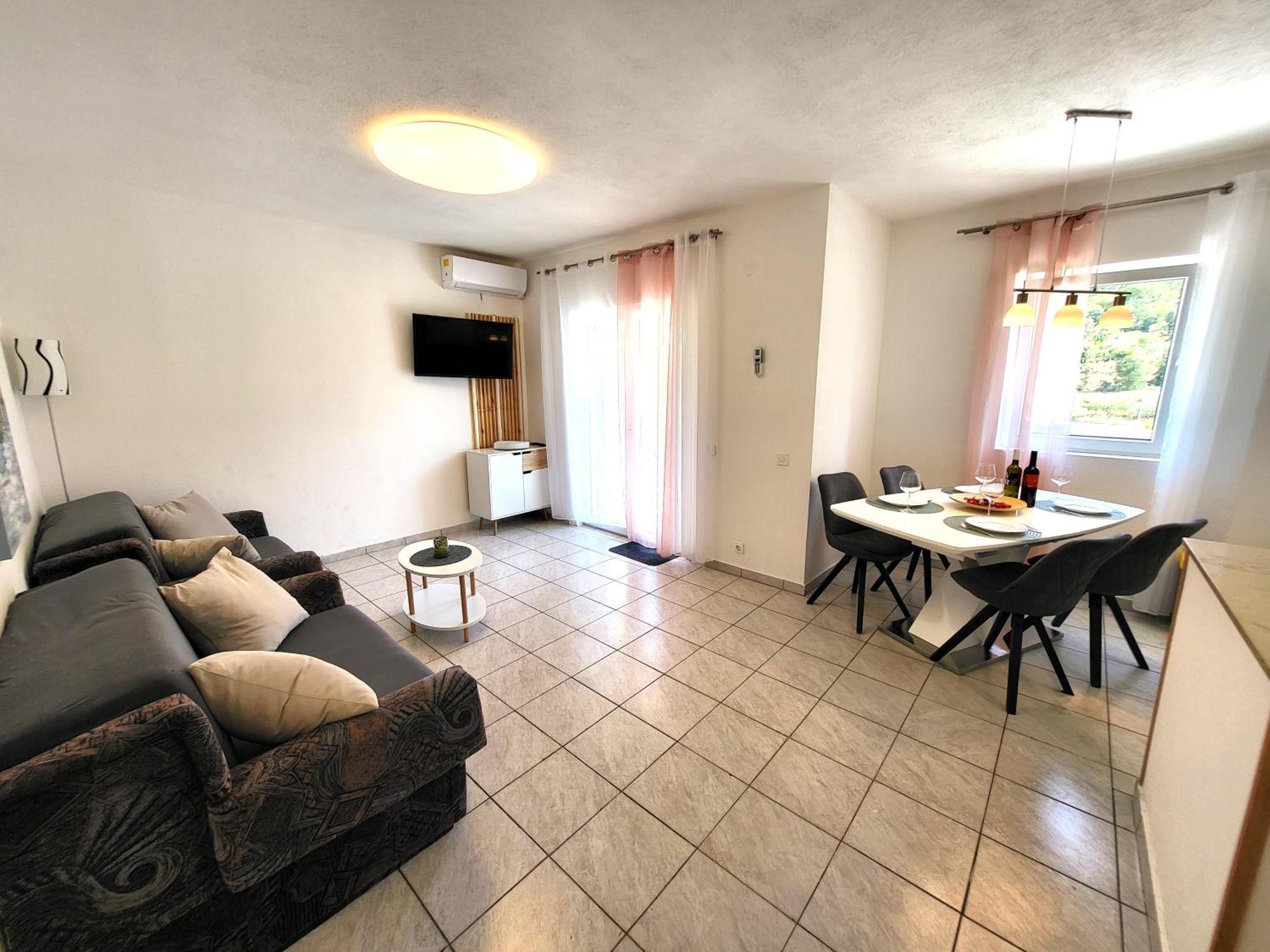 Apartments Pitve Jelsa  Dış mekan fotoğraf